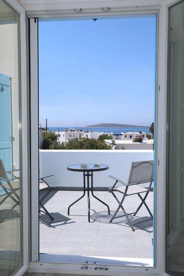 Ippocampos Seaside Serenity - Unwind At Paros Poolside Retreats Алікі Екстер'єр фото